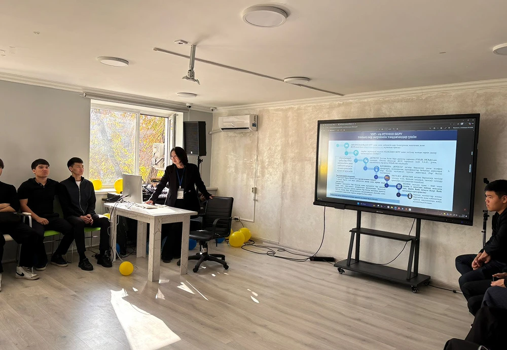 Түлектерге ҰБТ тапсыру тәртібі түсіндірілді